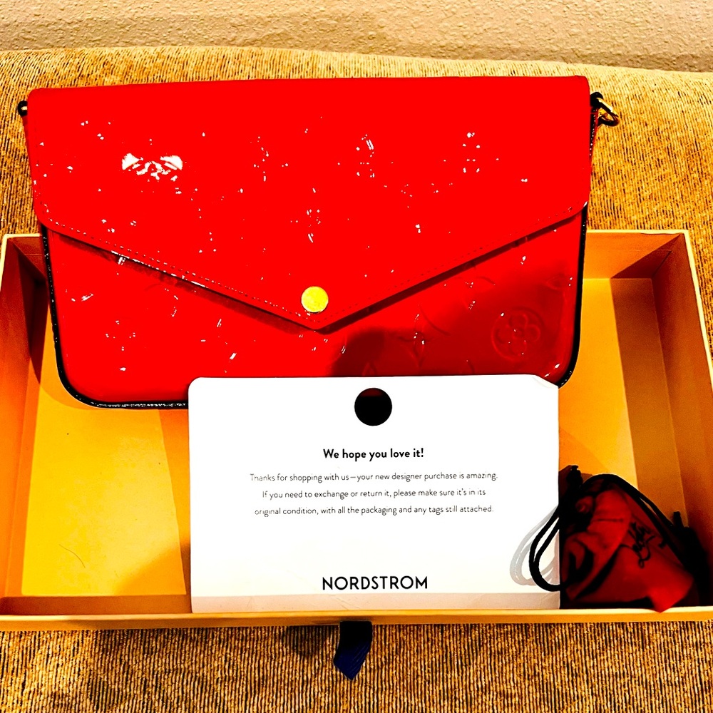 Brand New Louis Vuitton Felicia Pochette Coquelicot Red Patent Leather Bag